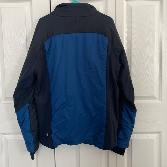 Men’s Lululemon Winter Coat - Picture 3 of 4